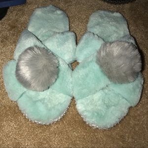 Adorable Fuzzy Sandal Slippers